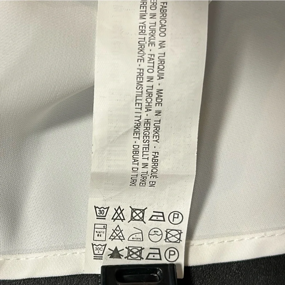 Zara Basic Button Up Blouse with Polka Dot Ties and 3/4 Sleeves/Medium - Picture 8 of 8